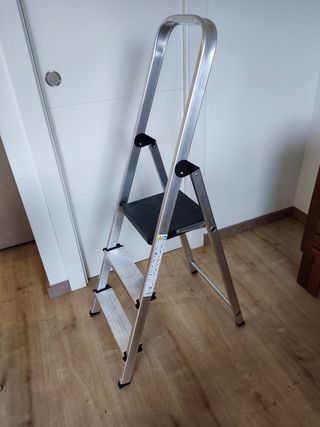 Escalera 60cm