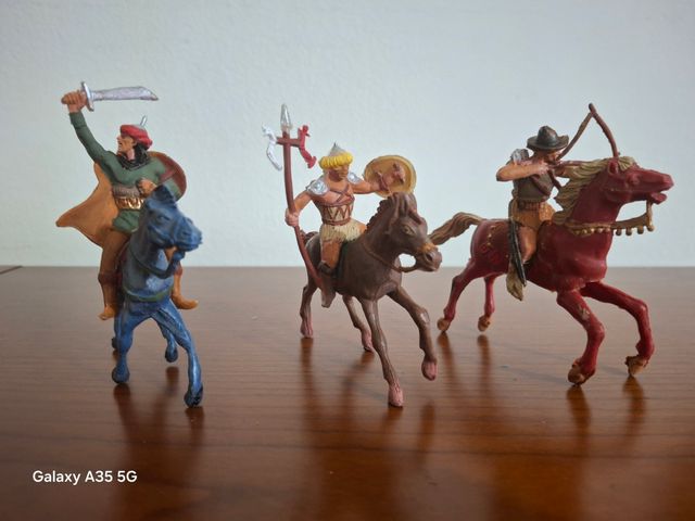 SOLDATI DI PLASTICA. JECSAN MONGOLS COME NUOVO