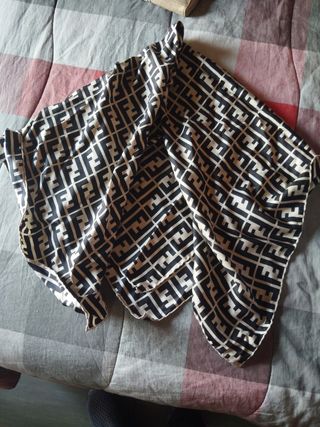 Sciarpa donna Fendi 