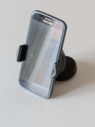 Supporto smartphone a ventosa per auto