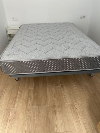 Somier y colchon nuevos