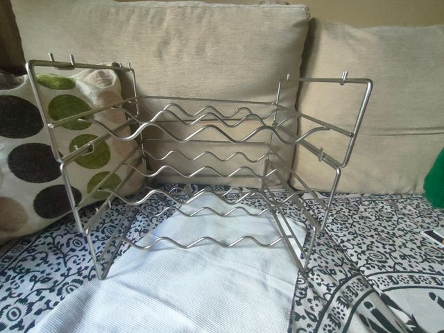 botellero apilable de metal