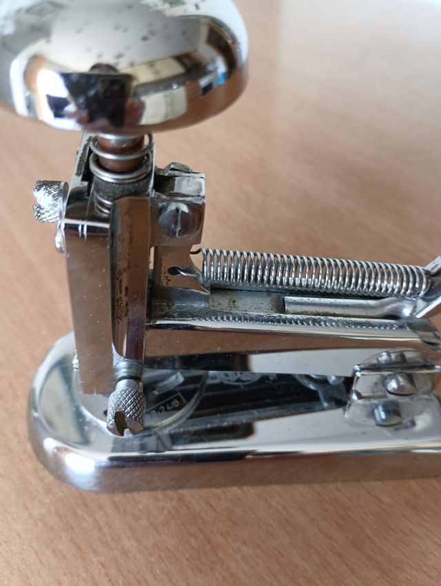 Grapadora vintage el casco M5, precio negociable