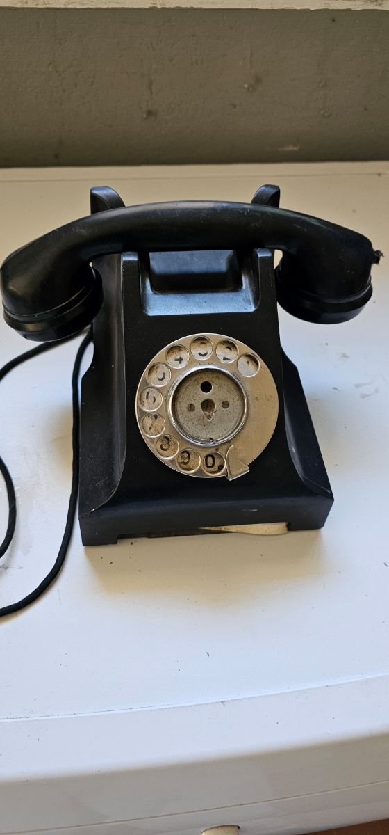 Telefono antiguo