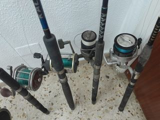 Caña de pesca con carretes de embarcació
