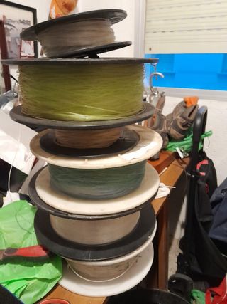 Caña de pesca con carretes de embarcació