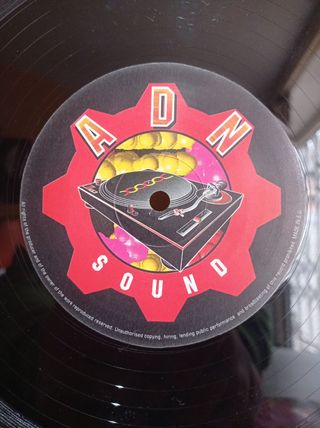 Vinilo makina remember 