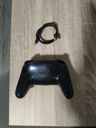 MANDO MONSTER EDICIÓN LIMITADA HUNTER RISE SWITCH