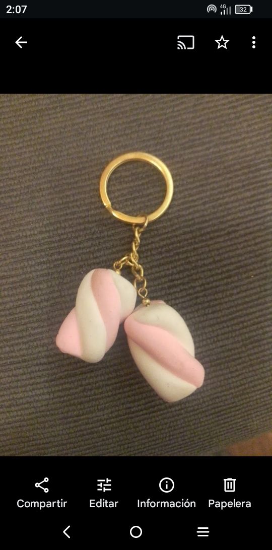 LLAVEROS HECHOS A MANO