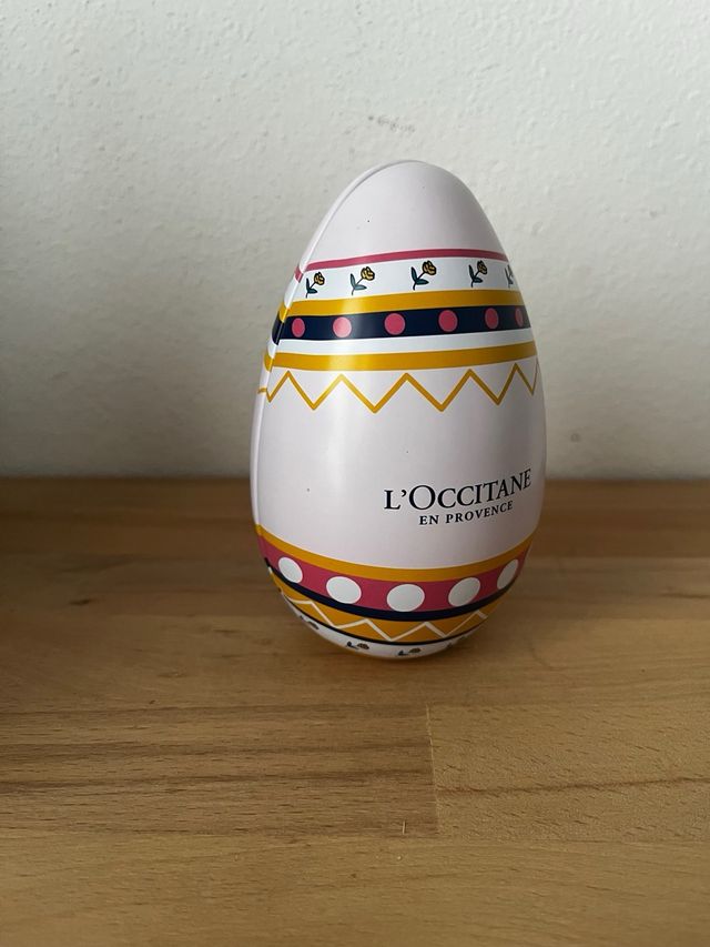 Uova Ester egg Pasqua L’occitane contenitore latta
