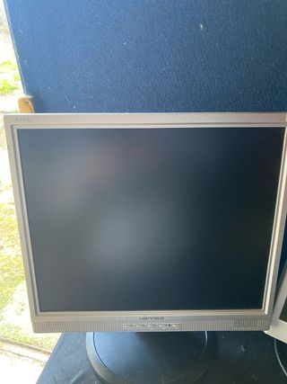 Monitores de ordenador VGA varias marcas