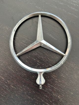 Logo Mercedes