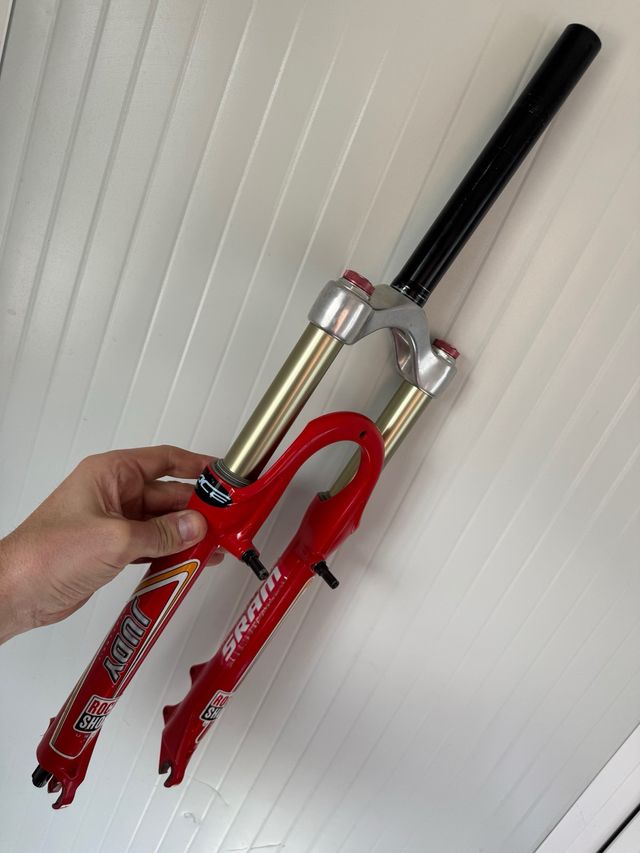 Horquilla rockshox race judy hydracoil 26”