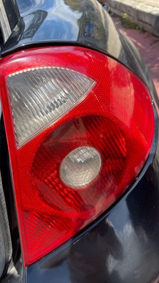 Faros traseros de ford mondeo 2005