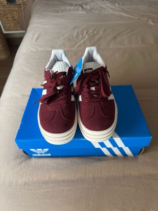 Zapatillas Adidas burdeos