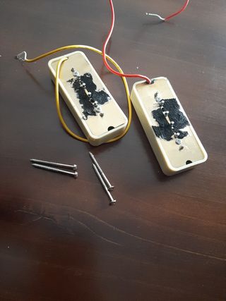 Pareja pastillas P90