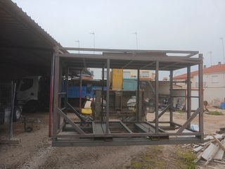 Plataforma desmontable para maquinaria