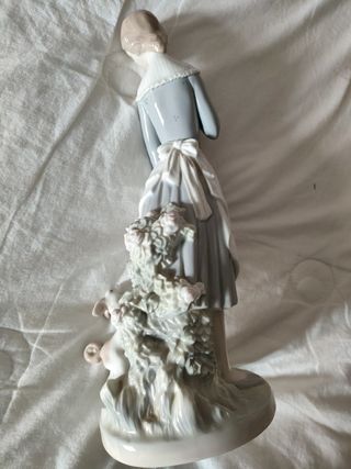 Figura de porcelana Nao de Lladro