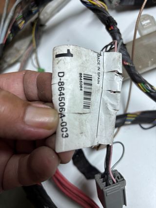Arnes cableado caja fusibles trasera v70 II
