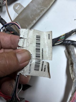 Arnes cableado caja fusibles trasera v70 II