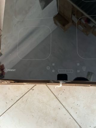 Piano a induzione Indesit