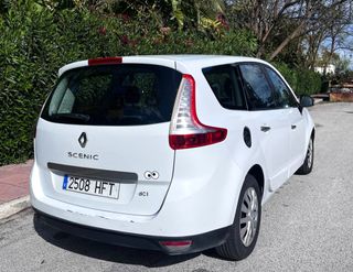 Renault Scenic 1.5 DCI Dynamique 110 CV