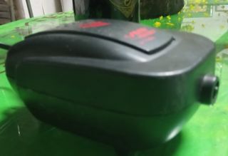 bomba aire acuario Sera 110 Plus