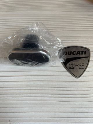 Smartphone car holder Ducati