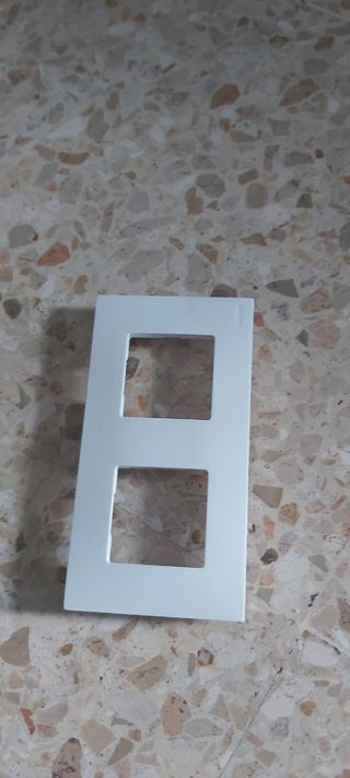 Conjunto de enchufes y interruptores