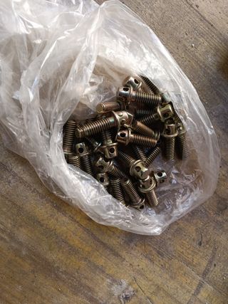 Bisagras latón pulidas