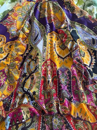 Vestido largo asimetrico con volantes Niza