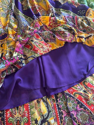 Vestido largo asimetrico con volantes Niza