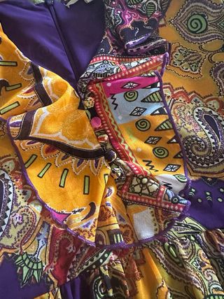 Vestido largo asimetrico con volantes Niza