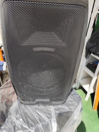 Altavox autoamplificado Genini