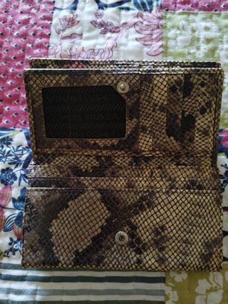 Cartera prada