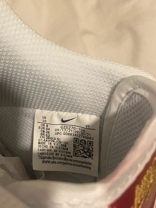 Nike Air force 1 NUEVAS Logo en rojo