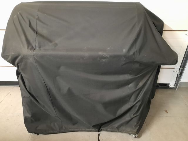 Barbecue a pellet Weber. Fuoco fumogeno