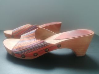 Zuecos madera