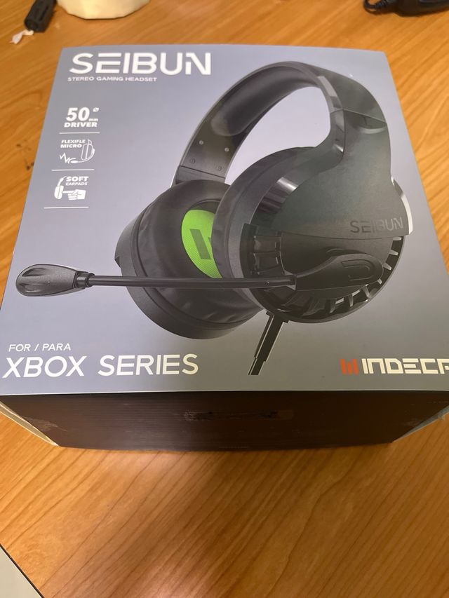 Cascos con cable para hablar y escuchar