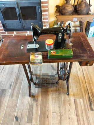 Maquina de coser antigua