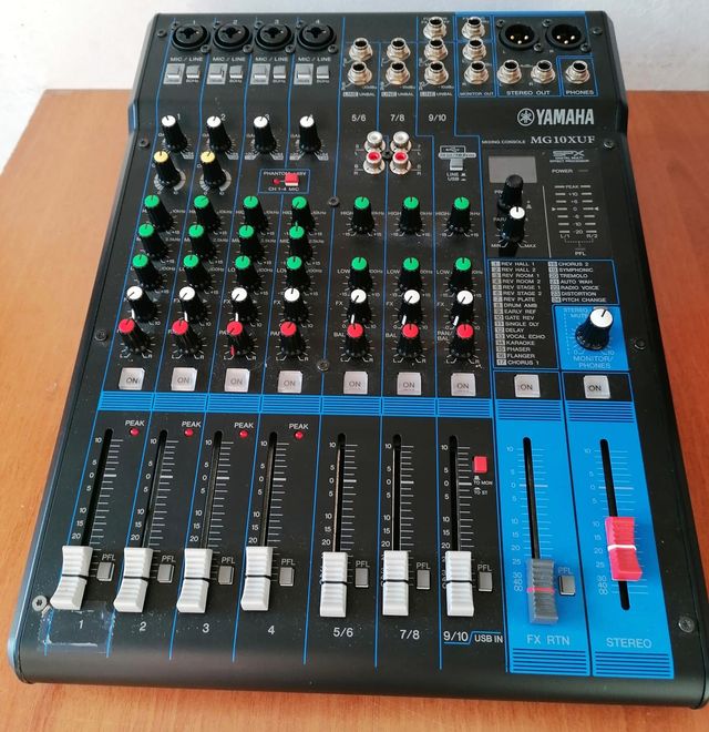 Mixer Analogico YAMAHA MG10XUF