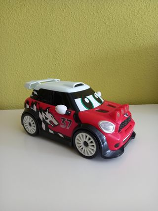 Coche marca Mini grande