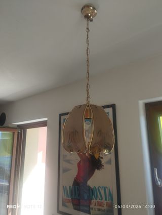 Lampadario a sospensione vintage in vetro e ottone