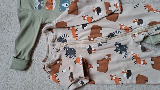 Pijamas con cierre 62 estampado bosque