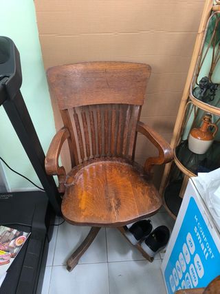 Silla de escritorio antigua 