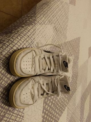 Bambas Nike  39 blanco y negro.de batalla 