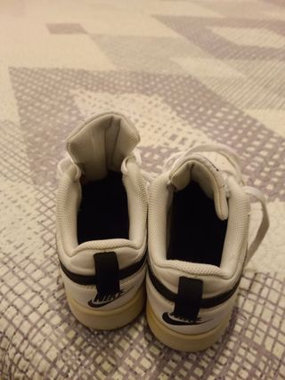 Bambas Nike  39 blanco y negro.de batalla 