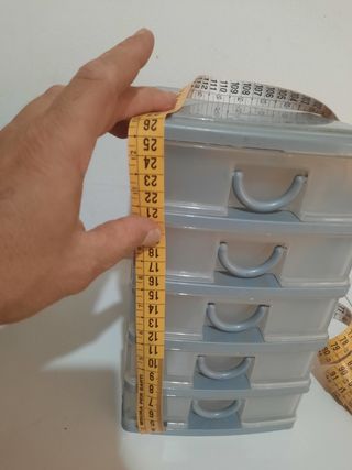 Porta oggetti in plastica 