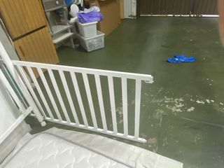 Cuna blanca con colchon y ropa de cama