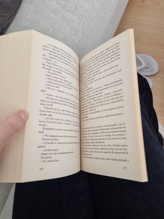 CINCUENTA SOMBRAS MÁS OSCURAS